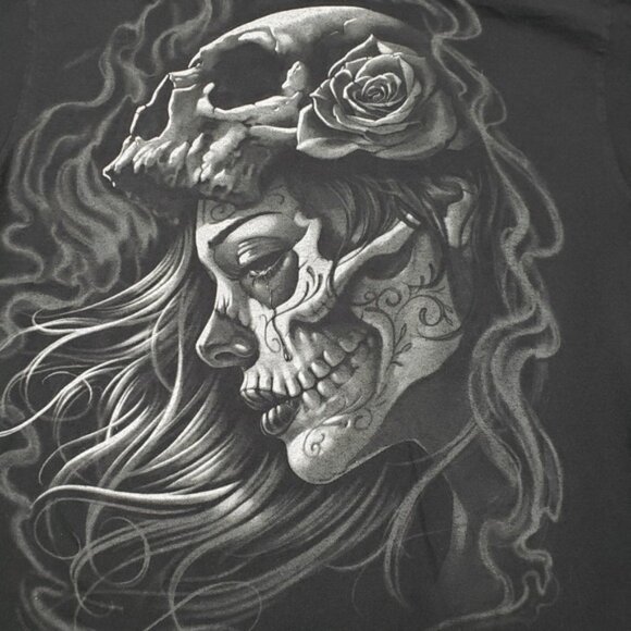 Other - Liquid Blue Shirt Mens XL Black Skull Print Short Sleeve Tee